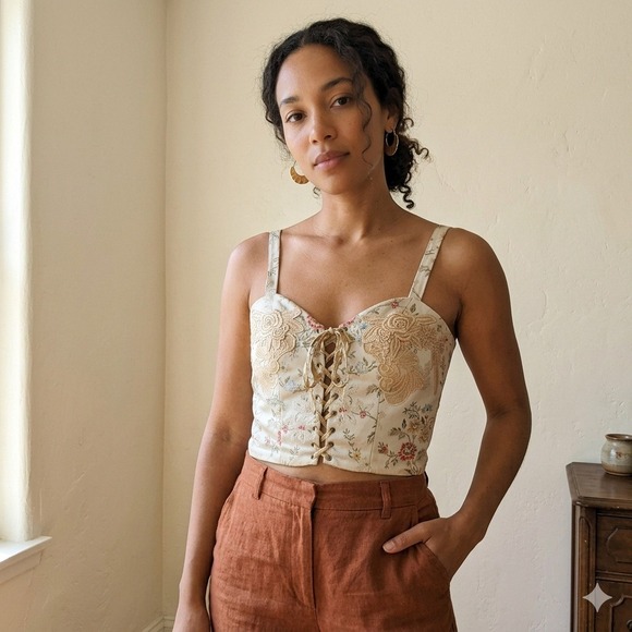 Linda Harris Tops - Vintage 90s Linda Harris Corset Top Womens Small Floral Tapestry Lace-up Fairy